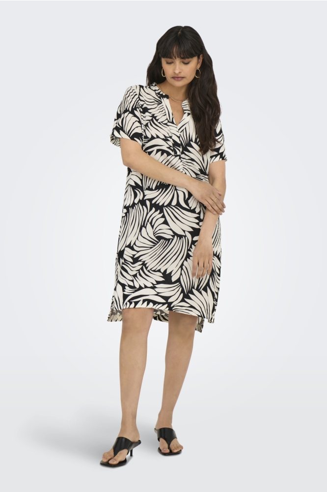 ONLSUSI LIFE SS V-NECK TUNIC DRESS 15357801 BLACK SWAY LEAVE